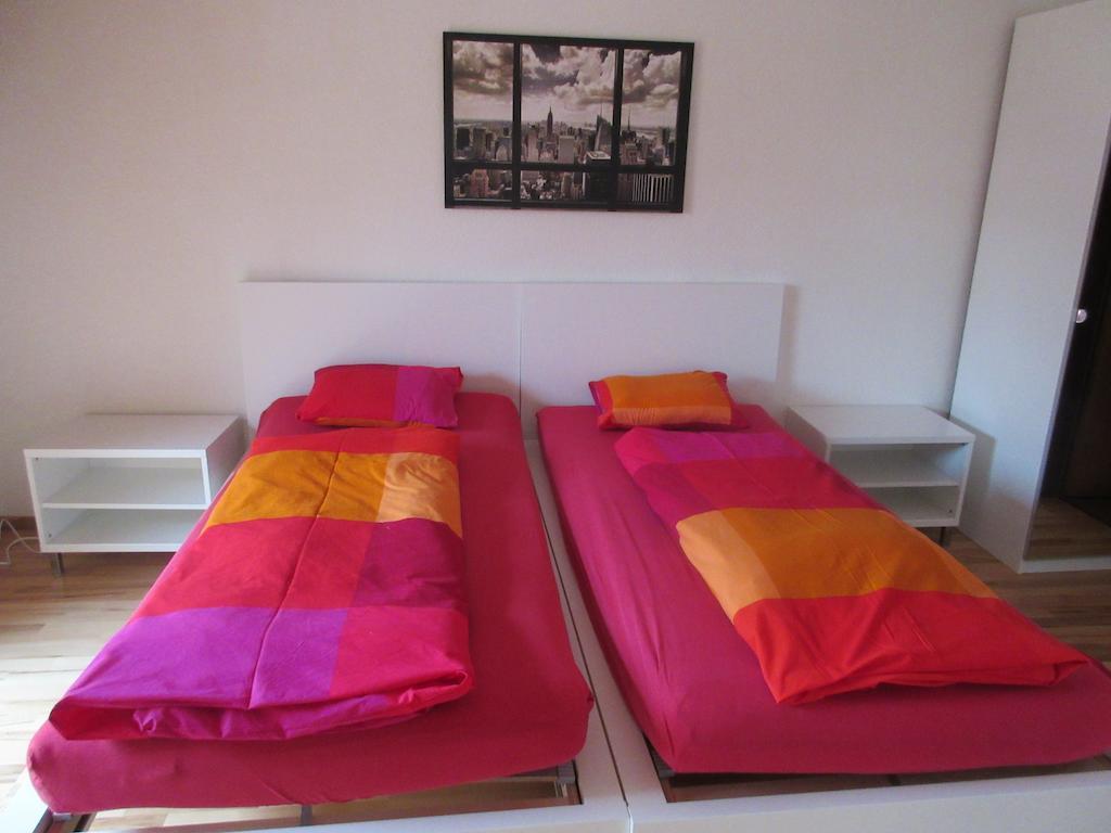 Ferienwohnung good bed Aarwangen Zimmer foto